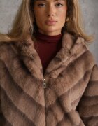 melya by melody Jachetă de blană bej cu croi oversize cu glugă și mâneci 3/4 Titene