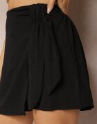 melya by melody Pantaloni scurți negri cu elastic în talie și cu lampase cu volănaș cu finisaj asimetric Laventa