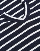 metrofive Crop top din bumbac din tricot cu dungi decorat cu decupaj Ionilla Bleumarin