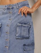 milas91 Fustă albastră casual din denim talie înaltă decorată frontal cu nasturi și buzunare cu clapetă