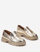  Mocasini Aurii Decorați cu Aplicație Metalică pe Carâmb din Ecosued Fawn