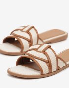 mulanka Papuci Maro-Bej cu Barete Decorative Silferia