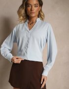 new collection Bluză albastră deschisă cu decolteu în formă de V decorată cu volan Davissia