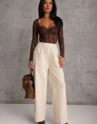 new collection Pantaloni largi bej deschis în stil elegant Hanessame