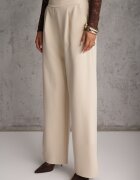 new collection Pantaloni largi bej deschis în stil elegant Hanessame