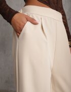 new collection Pantaloni largi bej deschis în stil elegant Hanessame