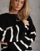 new collection Pulover Negru din Tricotaj în Dungi cu Mâneci Ample Gotara