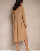 new collection Rochie Bej cu croială evazată cu decolteu triunghiular Temivara