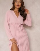 new collection Rochie Roz închis Plisată cu Curea din Material Jaresa