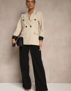 new collection Sacou Bej Cintrat Decorat cu Revere Evelhiria