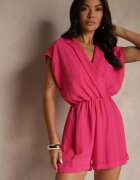 new collection Salopetă Scurtă Fucsia cu Decolteu Petrecut din Viscoză Ariamia