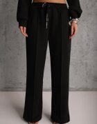 new collection Set de Trening Negru din Bumbac Bluză cu Fermoar și Pantaloni Teviora