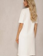 palma Rochie Albă Stil Tricou din Tricot de Viscoză cu Nasturi Decorativi Narossa