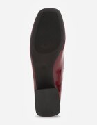  Pantofi cu toc Bordo lăcuiți cu toc jos cu baretă și cataramă Karzina