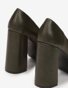  Pantofi cu toc verzi slip-on cu toc gros înalt și platformă Penethia