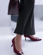  Pantofi stiletto Bordeaux cu Cataramă cu Zirconiu Nezina