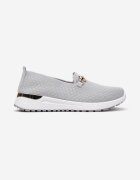  Pantofi tip teniși slip-on gri decorați cu cataramă Wiatalia