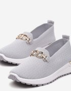  Pantofi tip teniși slip-on gri decorați cu cataramă Wiatalia