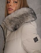 papillon d'or Geacă bej matlasată cu croială lungă cu glugă cu blană Galianesa