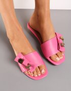  Papuci Fucsia cu fundă și ornament metalic Bovalia
