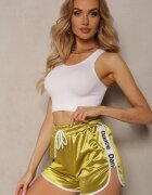 queene Pantaloni scurți galbeni cu o croială lejeră finisați cu elastic în talie și șnur ajustabil decorați cu inscripția Panestia