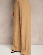 retro & icone Pantaloni Bej închis cu bumbac și viscoză cu croială largă cu imitație de buzunare Divlene