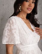 retro & icone Rochie Albă cu croială cloș cu decolteu în V și volane Drapia