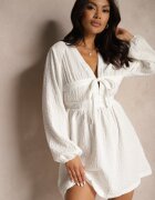 retro & icone Rochie Albă Legată Cloș cu Relief Decorativ Falretia