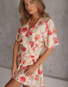 retro & icone Rochie cu vâscoză elastic în talie la spate și decolteu petrecut cu flori Hippeia Bej