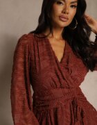 retro & icone Rochie Evazată Roșie din Plasă cu Model în Relief Decorativ Zenessalia