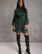 retro & icone Rochie evazată verde cu inserții semi-transparente și guler tip tunică Gelabine
