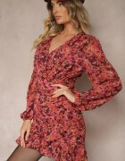 retro & icone Rochie Florală Roșie cu croială ajustată decorată cu volane și încrețituri Mirilira