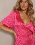 retro & icone Rochie Fucsia cu Decolteu Petrecut cu Elastic în Talie Ornată cu Încrețituri