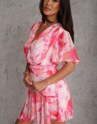 retro & icone Rochie petrecută cu elastic în talie cu imprimeu abstract și volan Kasobe Roz