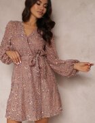 retro & icone Rochie Roz cu paiete cu Decolteu petrecut Voodek