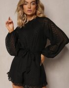 retro & icone Salopetă Elegantă Neagră cu Model în relief Volane și Mâneci bufante Dalisa