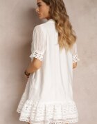  Rochie Cămașă Albă cu Dantelă Ajurată și Nasturi Decorativi Demeta