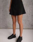 romee's De tenis Fustă-Pantaloni scurți Negre din Material elastic Natennia