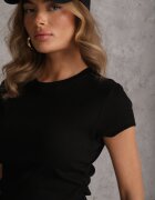 romee's Tricou Mulat Negru cu Încrețituri din Țesătură de Bumbac cu Dungi Assarena