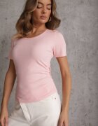 romee's Tricou Roz cu dungi cu încrețituri pe laterale Nedala