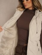 romee's Vestă cambrată de tranziție bej închisă cu glugă Olepia