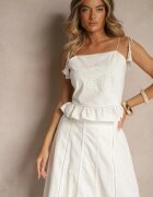 rosa Bluză Albă din Bumbac cu Volănaș Broderii și Franjuri Milunissa
