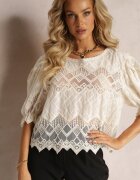 rosa Bluză bej cu broderie și mânecă scurtă Huki