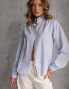 rosa Cămașă Albastră din bumbac Decorată cu broderie și guler înalt cu volan Linivia