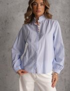 rosa Cămașă Albastră din bumbac Decorată cu broderie și guler înalt cu volan Linivia