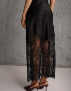 rosa Fustă de Cocktail Neagră din Satin Cu Dantelă Avelori
