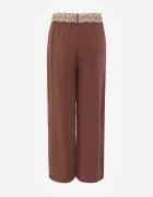 rosa Pantaloni din vâscoză talie înaltă decorați cu motiv geometric Iomane Maro