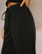 rosa Pantaloni negri cu talie înaltă cu elastic și șnur în talie și buzunare Arlettia