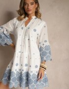 rosa Rochie Albă Tip cutie din Bumbac Decorată cu Model Ornamental Rallanea