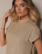 rosa Rochie bej cu croială dreaptă cu cordon Napalea